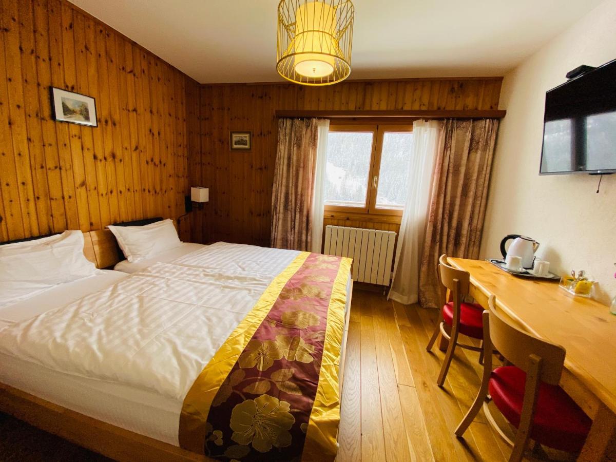 Qi-Lin Hotel Restaurant Ayer Eksteriør billede