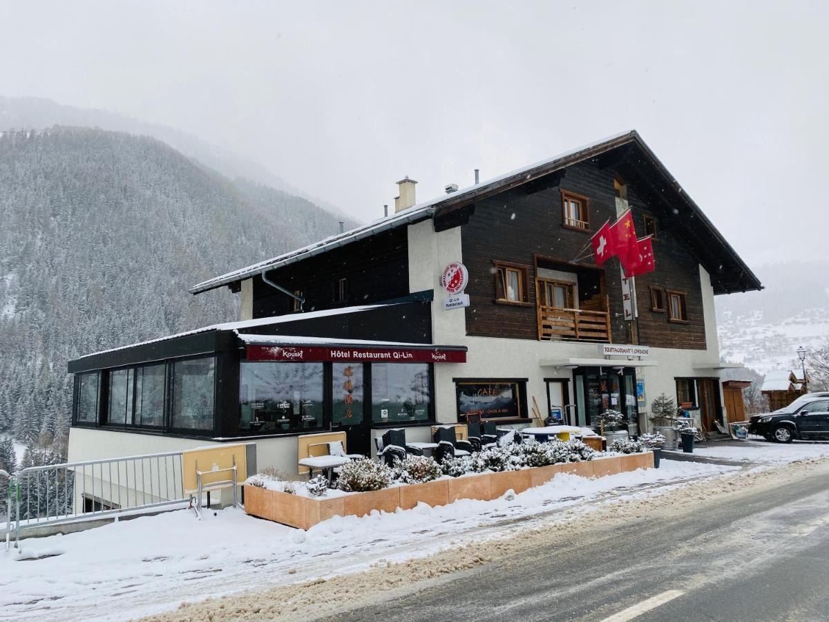 Qi-Lin Hotel Restaurant Ayer Eksteriør billede