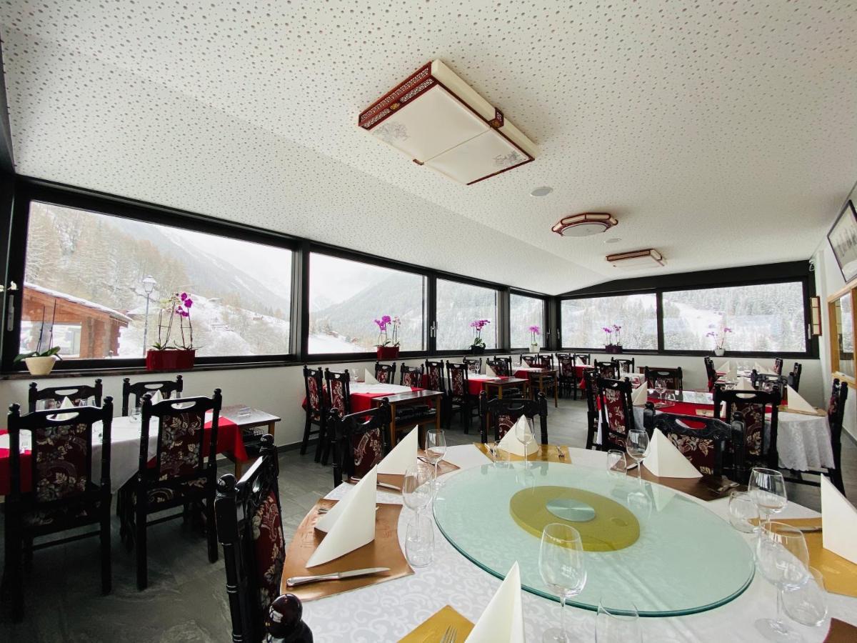 Qi-Lin Hotel Restaurant Ayer Eksteriør billede
