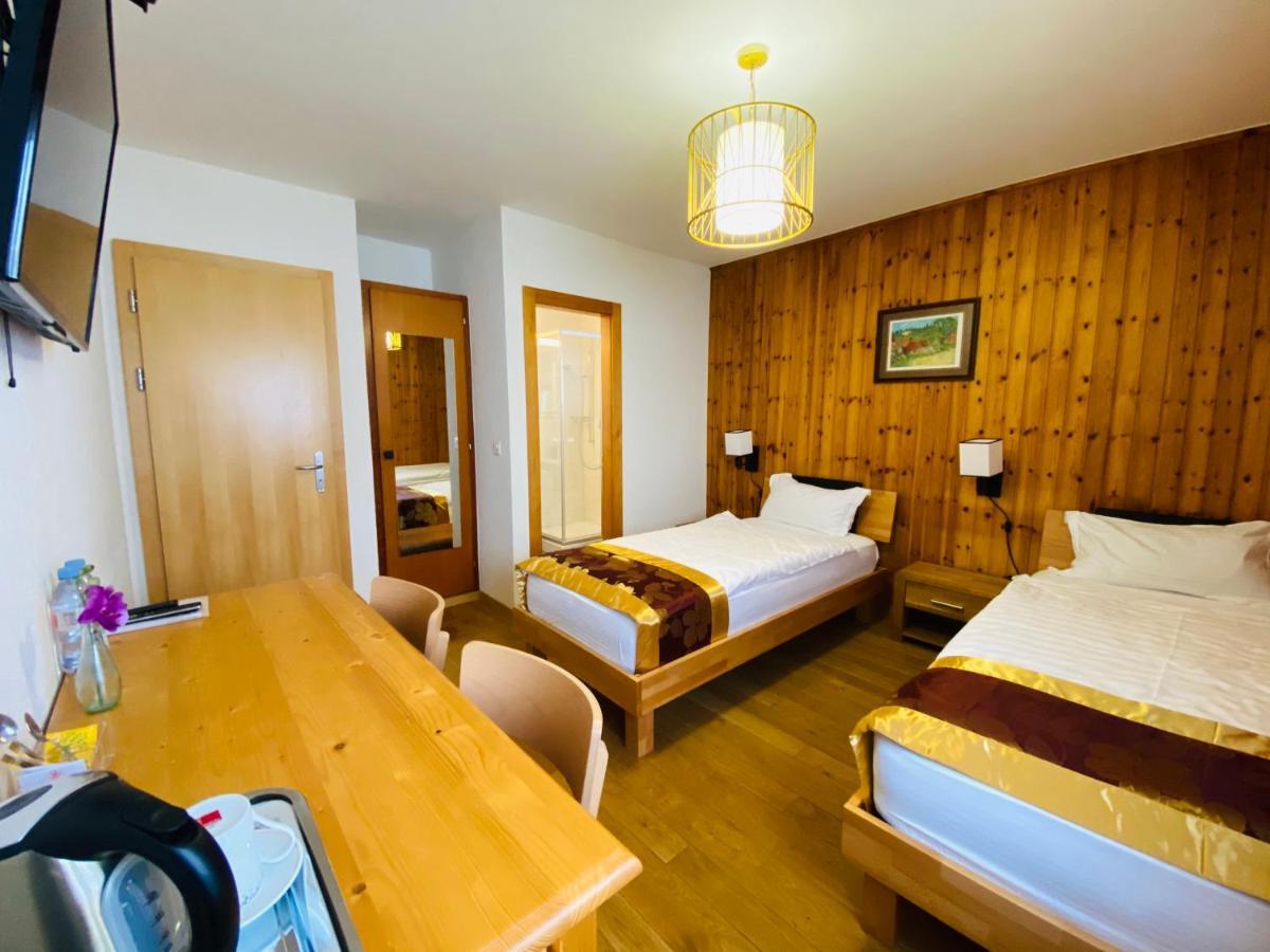 Qi-Lin Hotel Restaurant Ayer Eksteriør billede