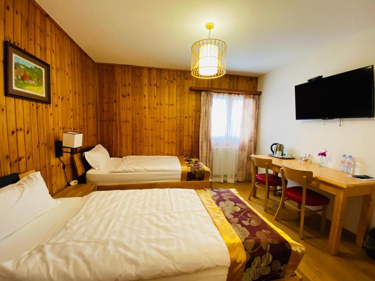 Qi-Lin Hotel Restaurant Ayer Eksteriør billede